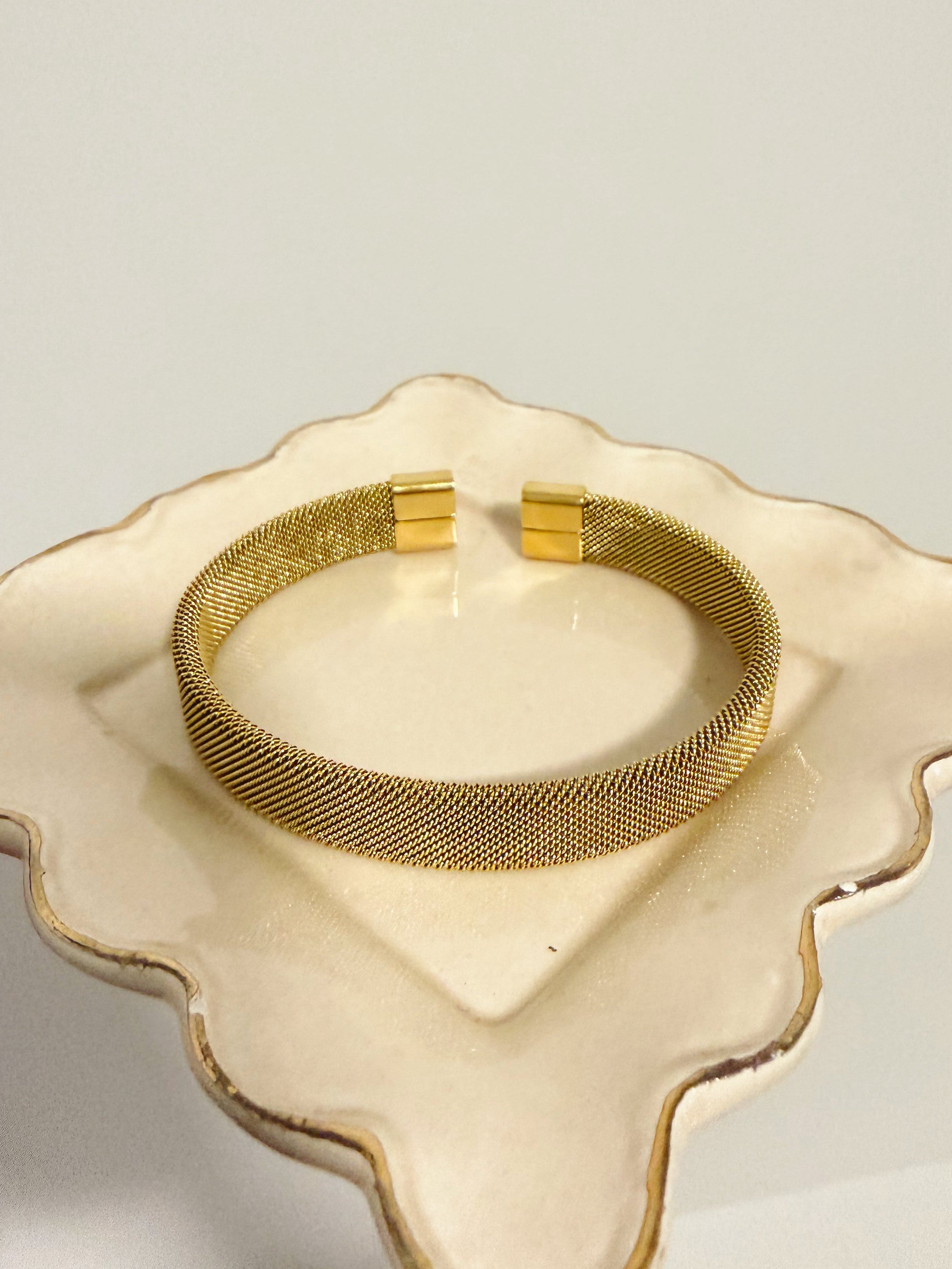 Gold Textured Bangle