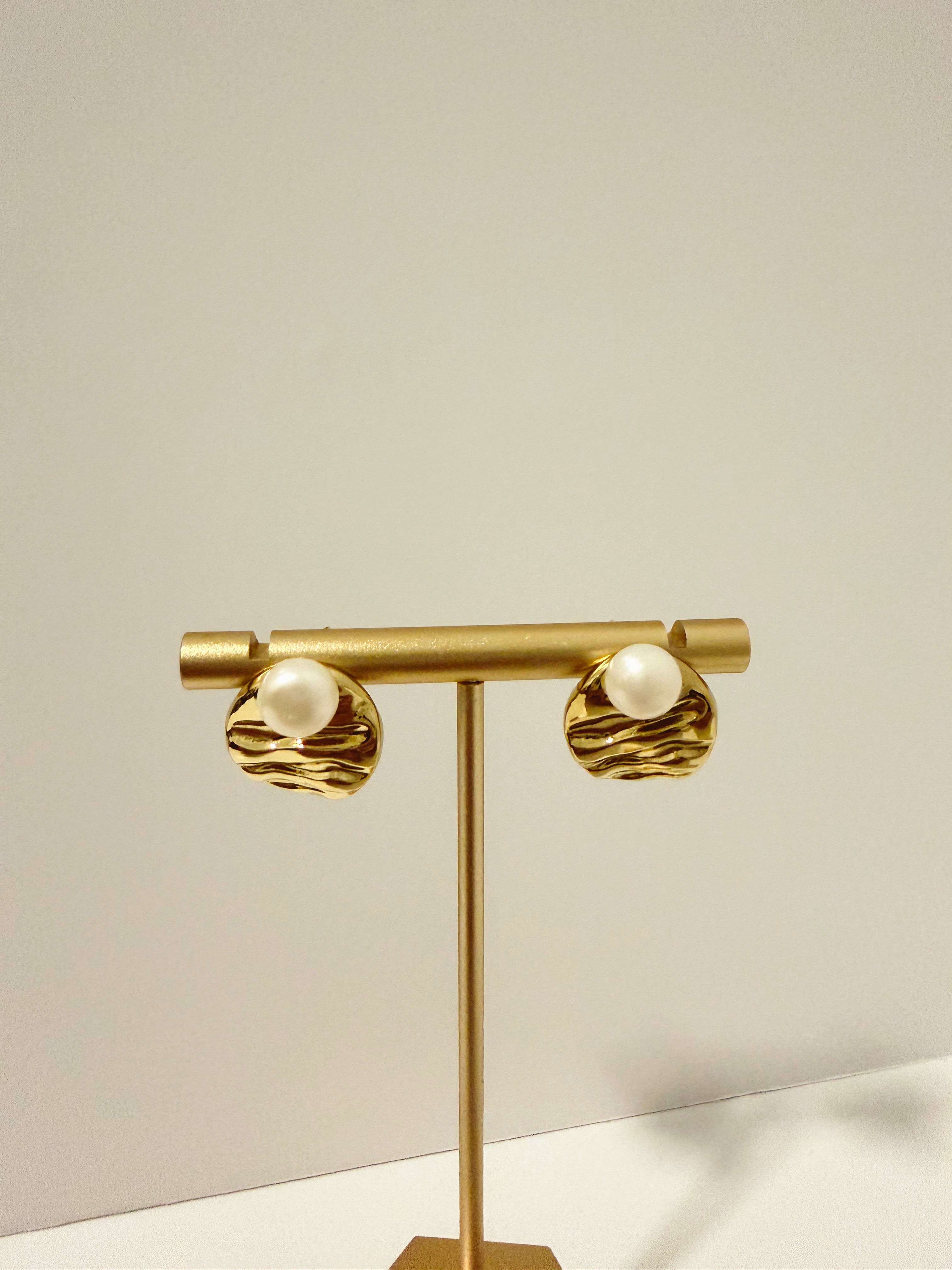 Malorie Studs