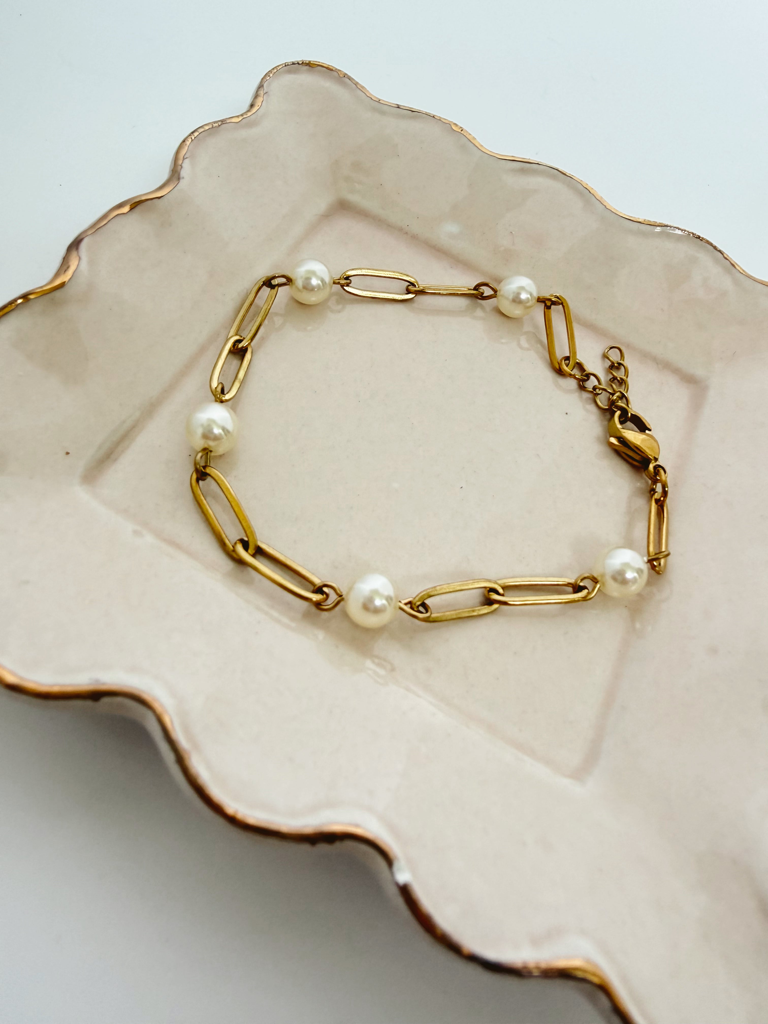 Paperclip Pearl Bracelet