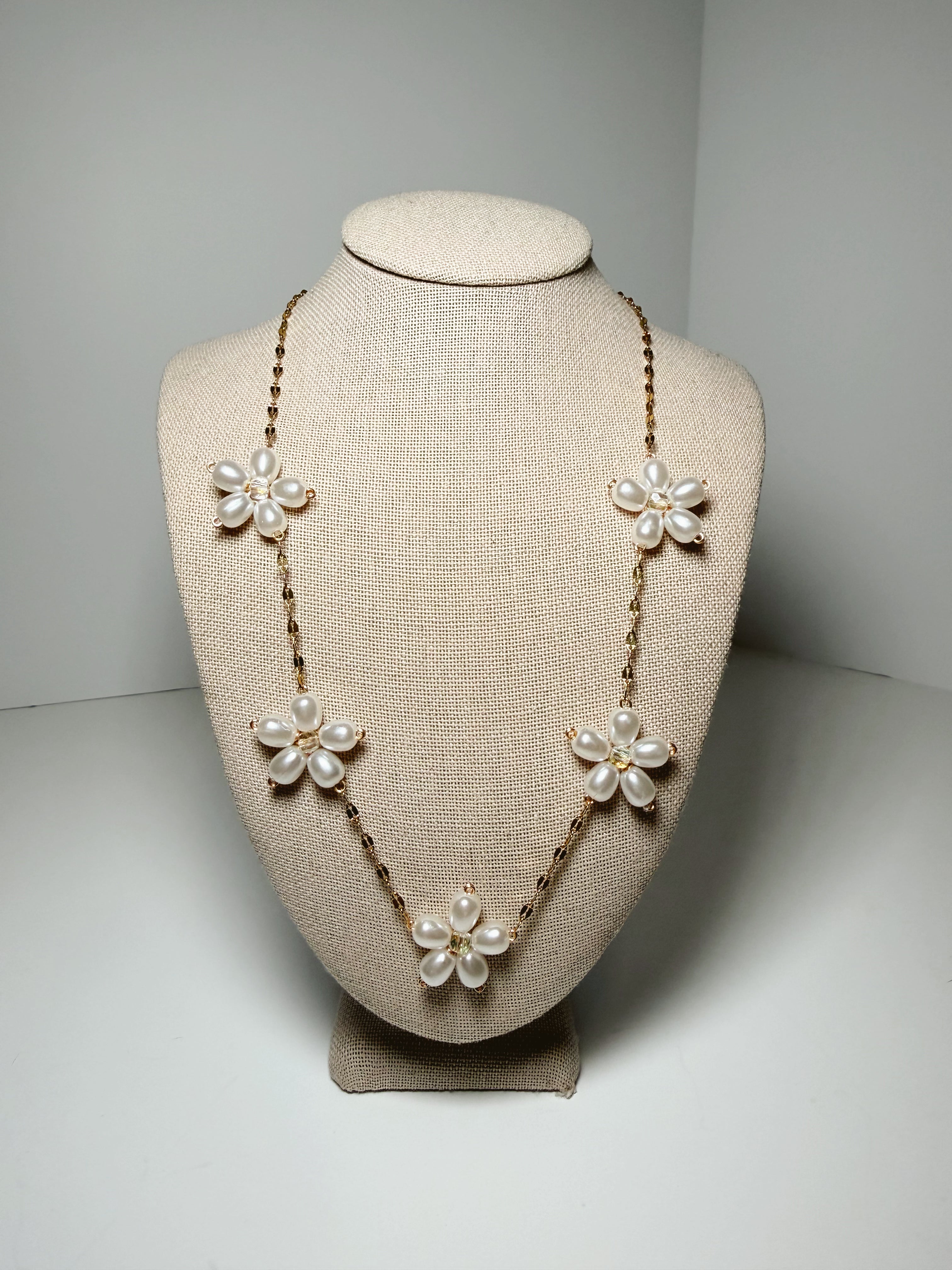 Pearl Flower Necklace