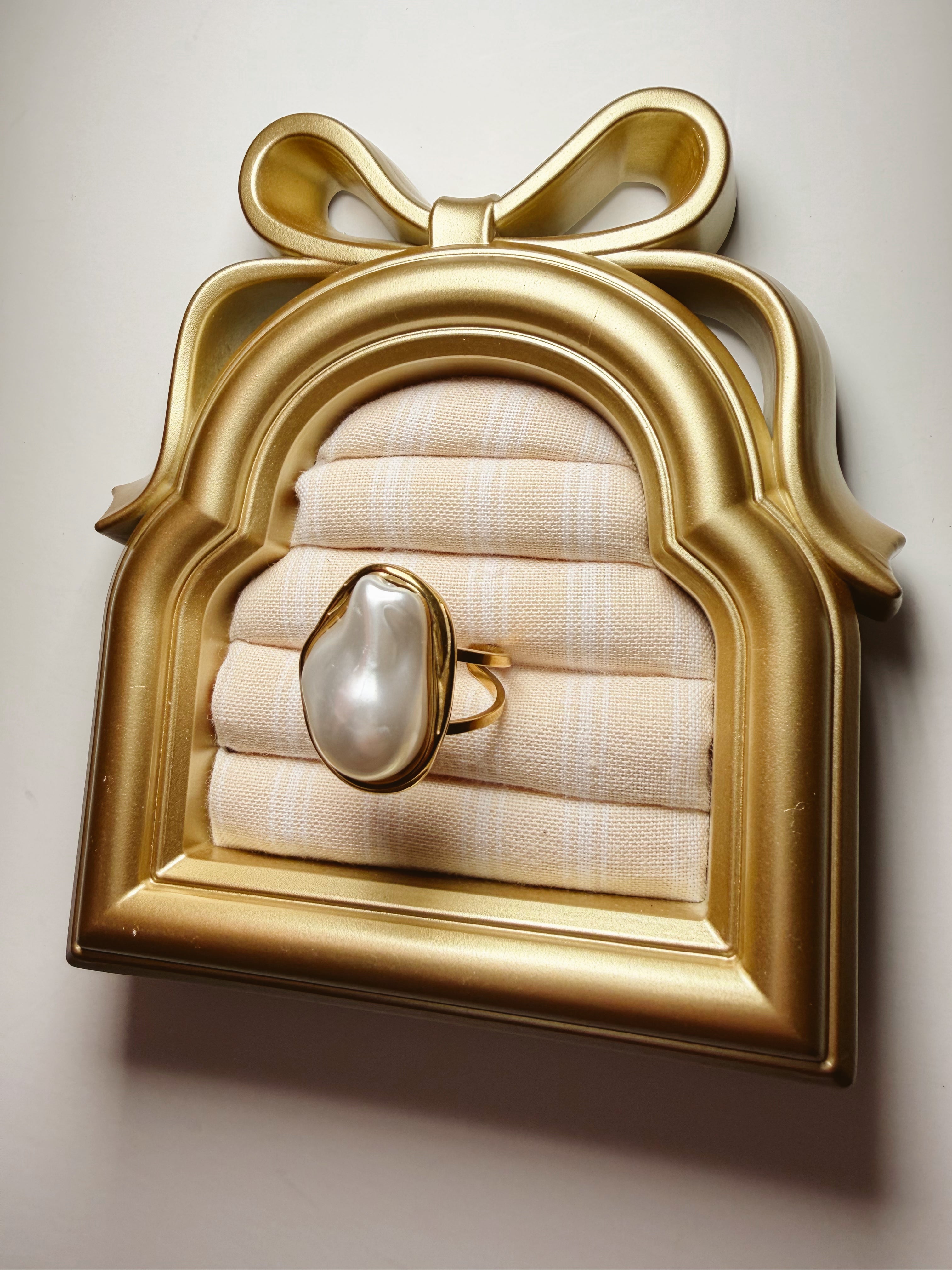 Chunky Pearl Ring