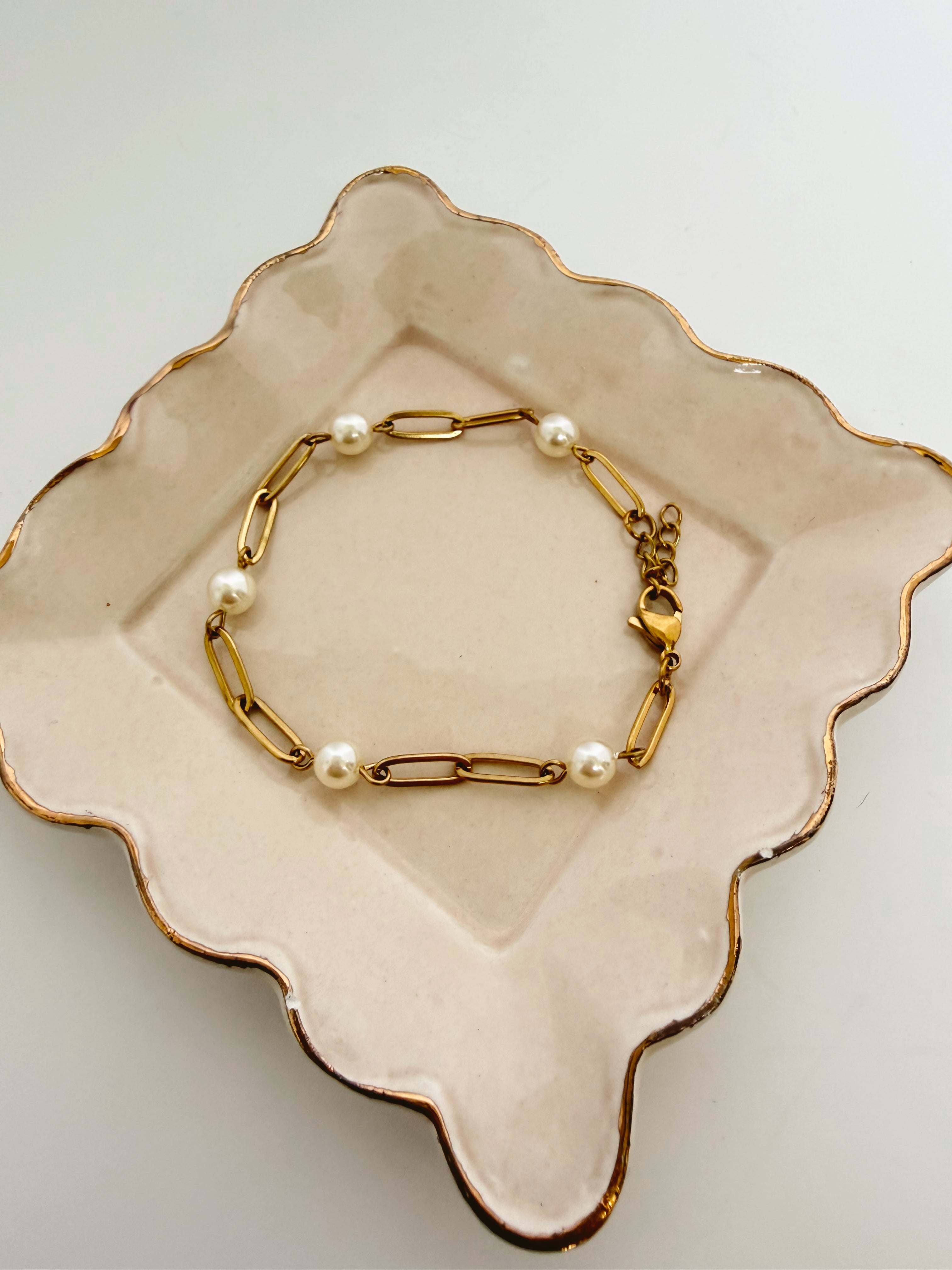 Paperclip Pearl Bracelet