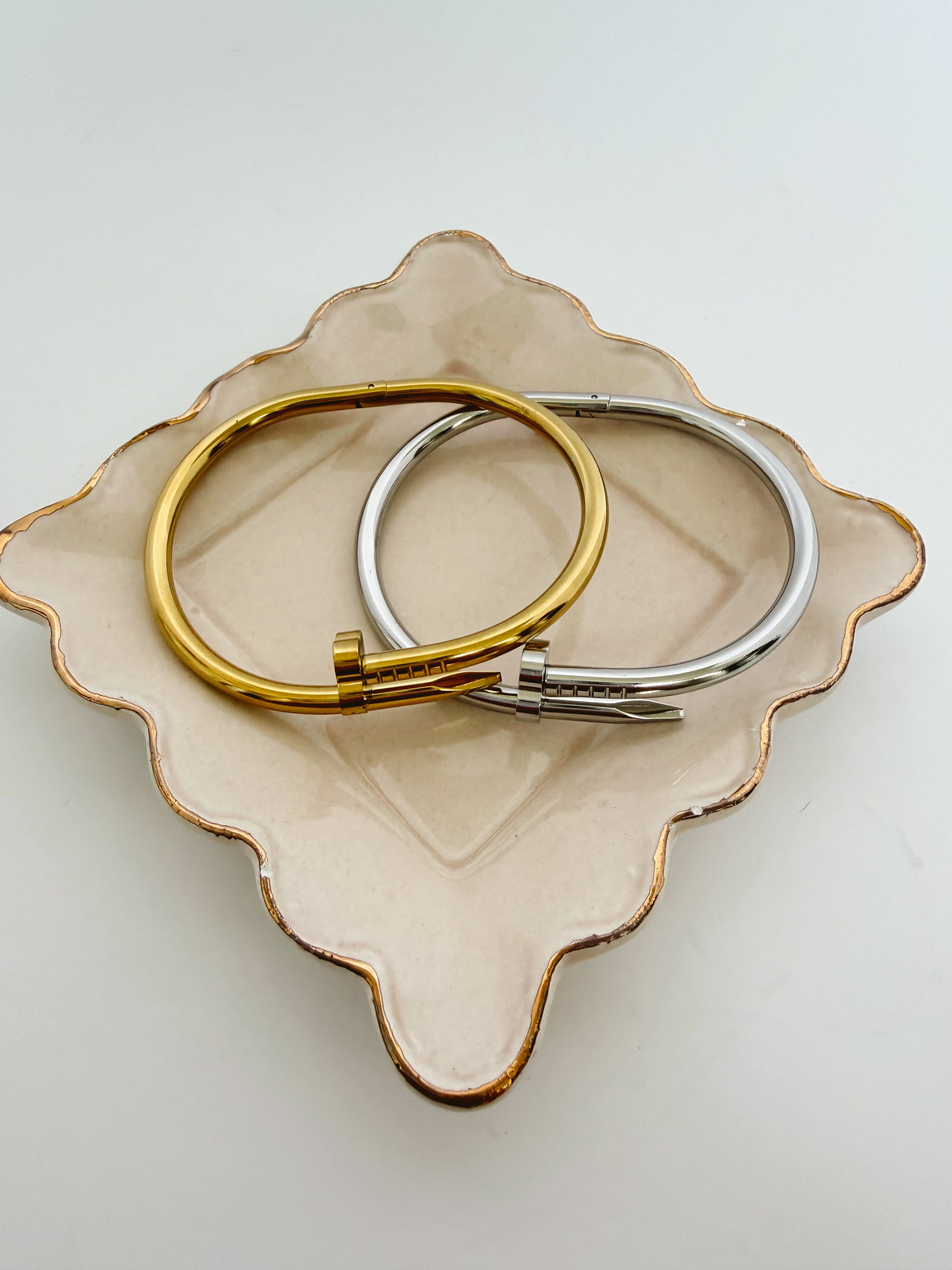 Floral Nail Bangle