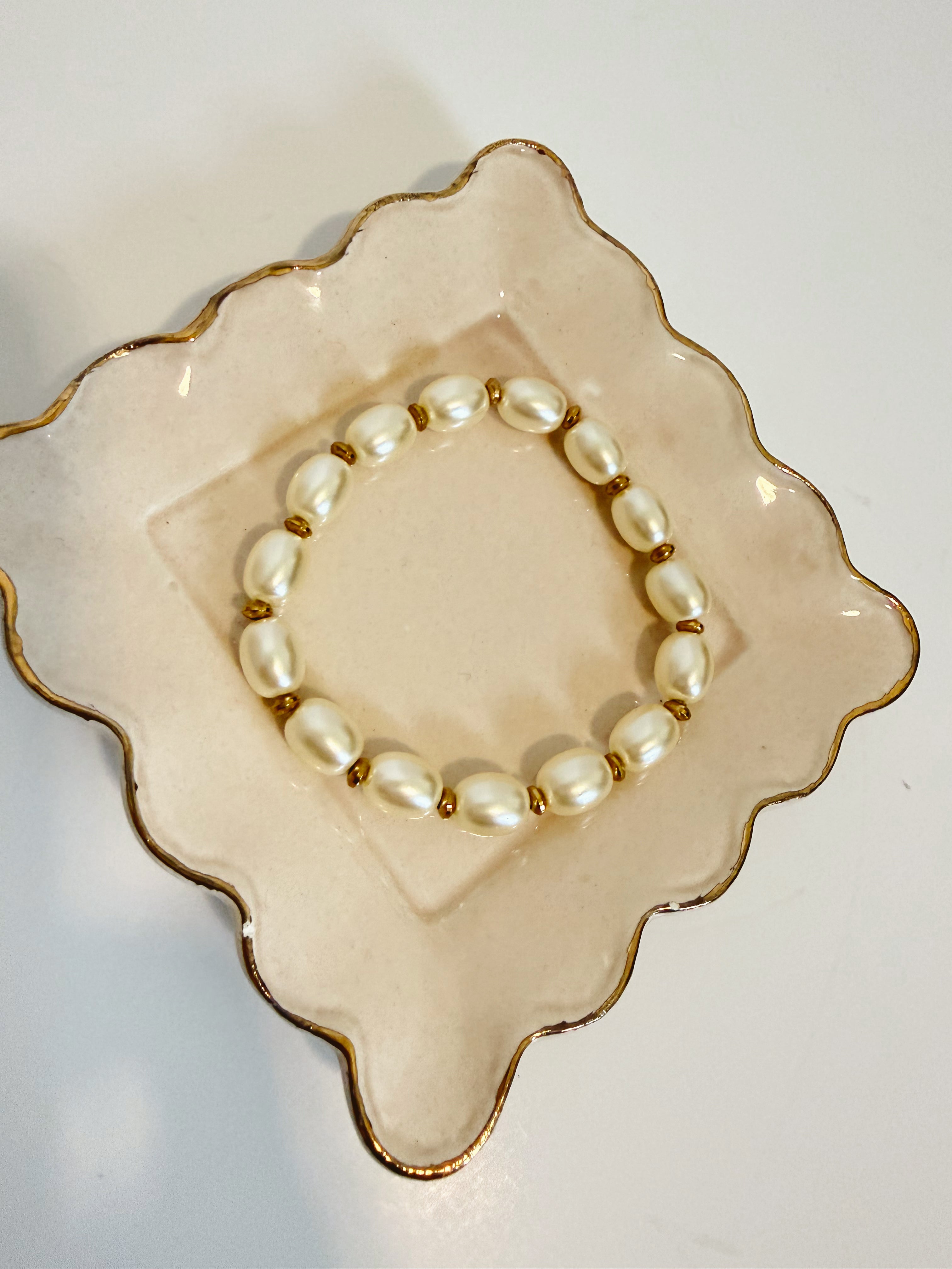 Oval Golden Pearl Bracelet