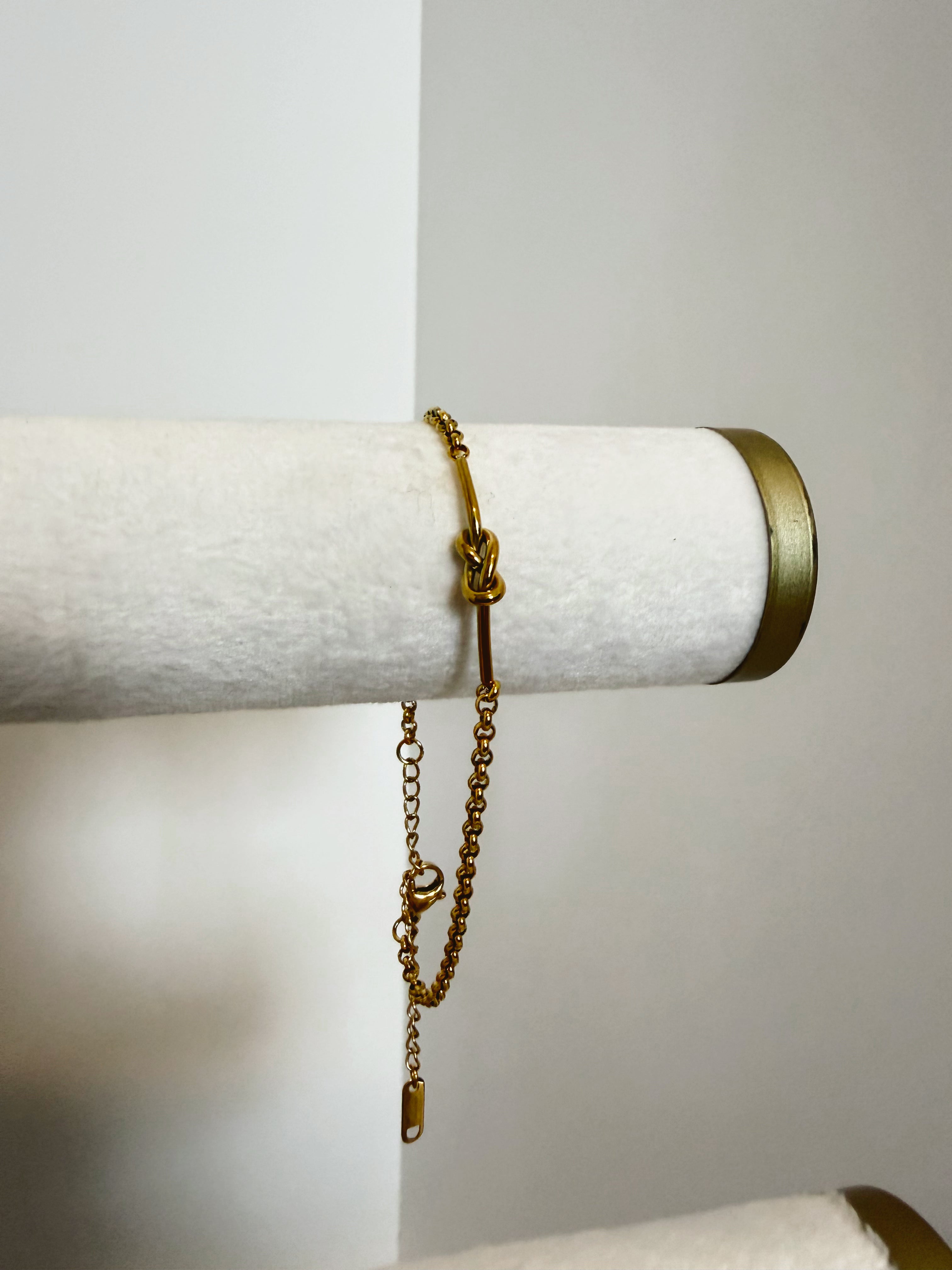 Knot Bracelet